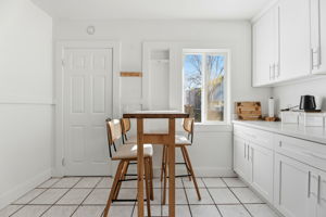 021_F8_1000 81st Ave