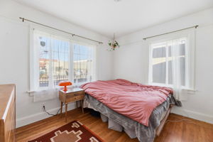 022_F8_1000 81st Ave