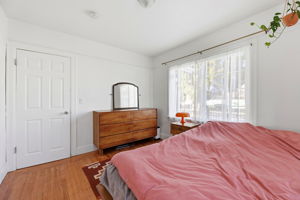 023_F8_1000 81st Ave