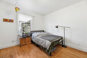 027_F8_1000 81st Ave