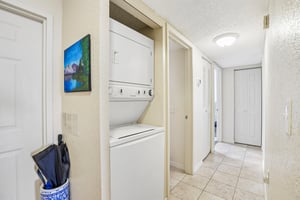 Cove Cay Drive 3A-S0306-026.jpg