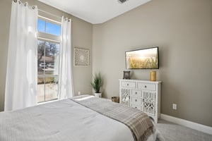Jonathan Cove-S0203-041.jpg