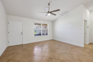 Kenova Ave-S0805-009.jpg