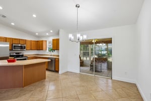 Kenova Ave-S0805-012.jpg