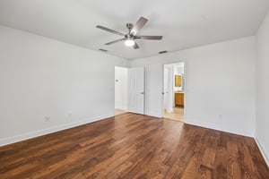 Kenova Ave-S0805-020.jpg