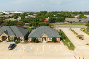  Photo 40