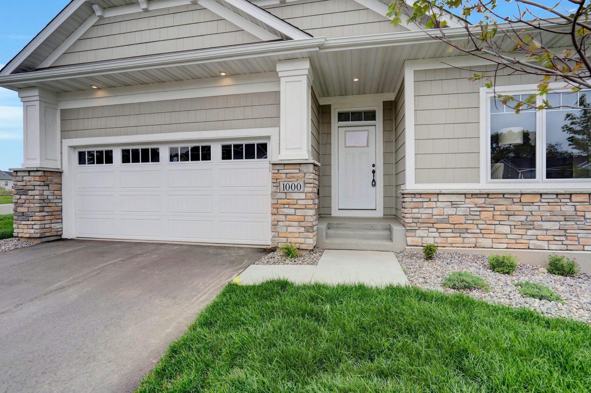 1000 Oakwood Rd, Newport, MN 55055 M/I Homes