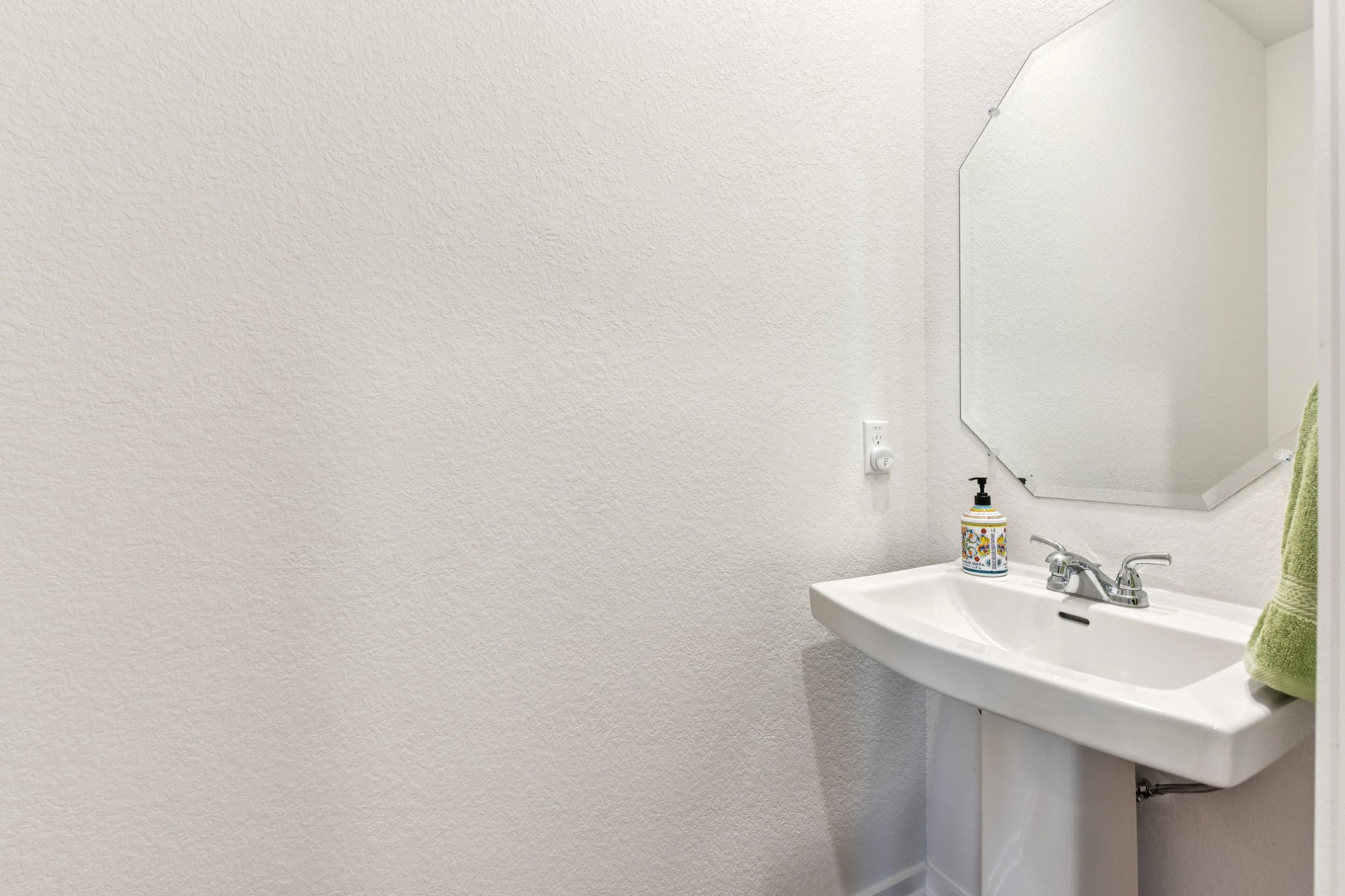 Rollingwood Trl-S0704-017.jpg