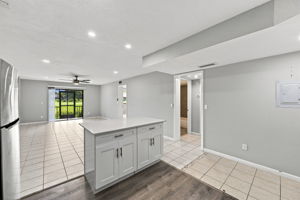 Interiors (4)