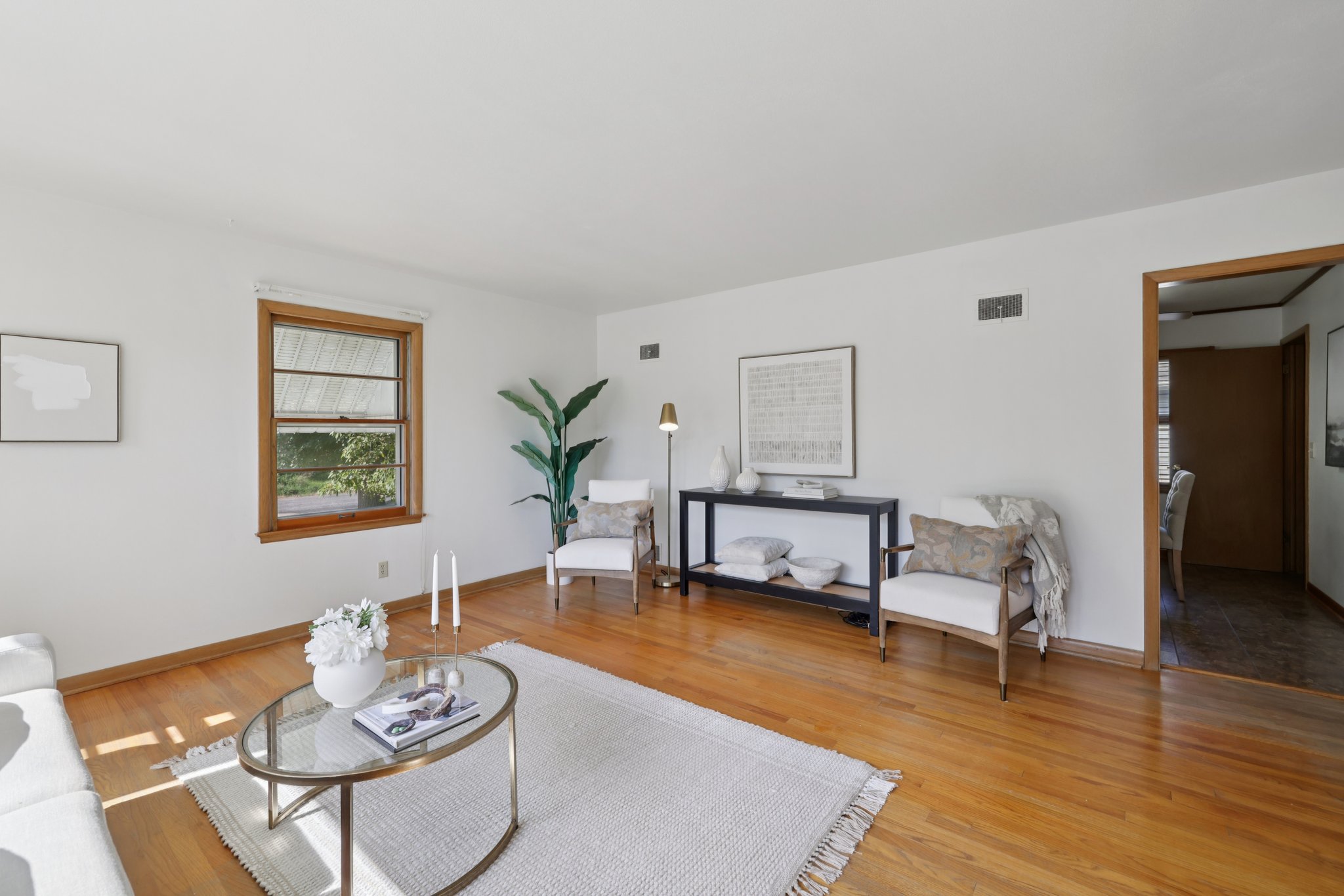 Tompkins Dr-S0110-017.jpg