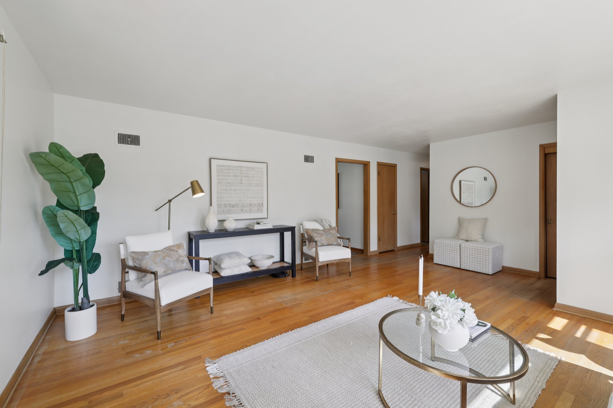 Tompkins Dr-S0110-019.jpg