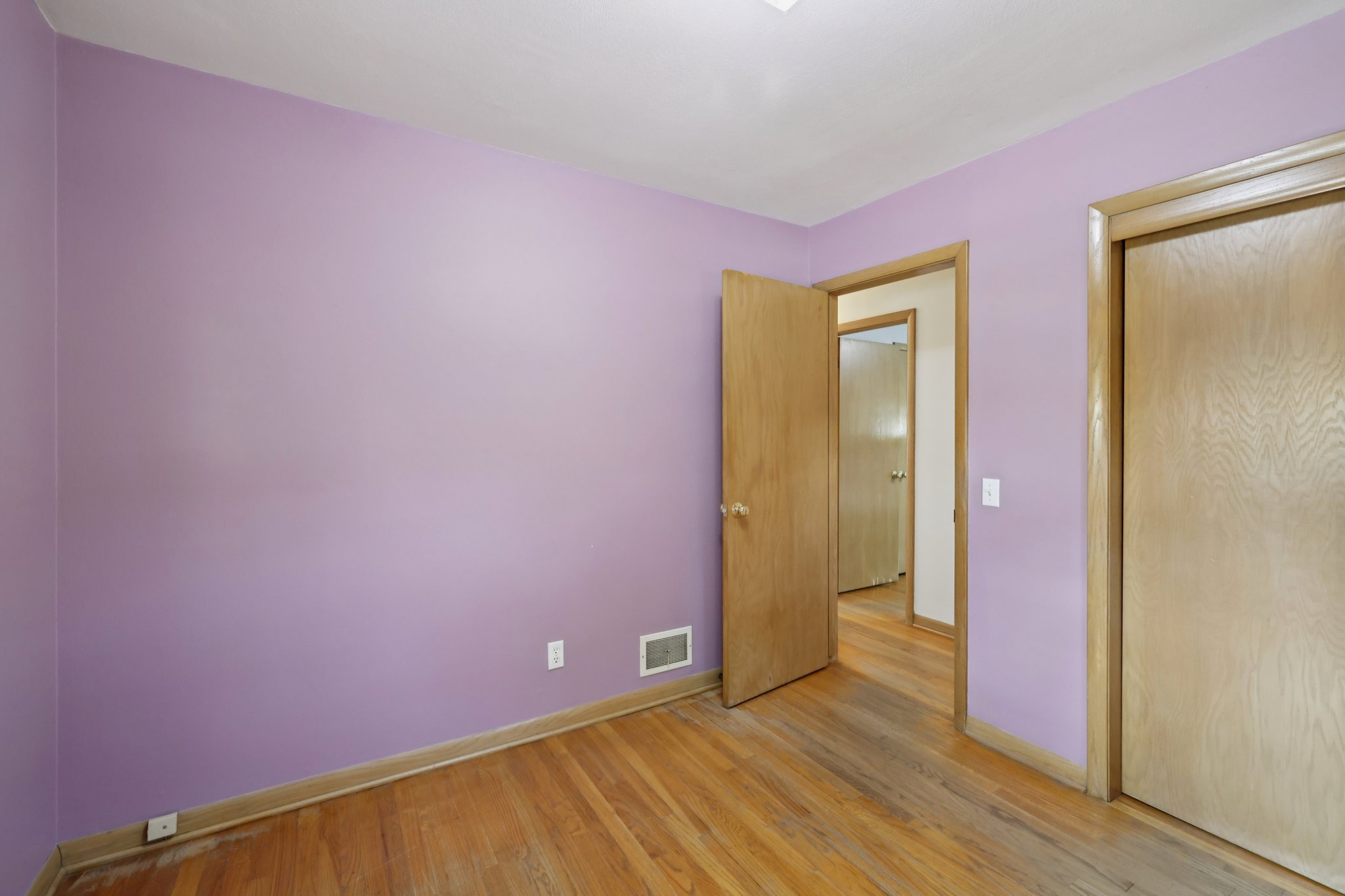 Tompkins Dr-S0110-038.jpg