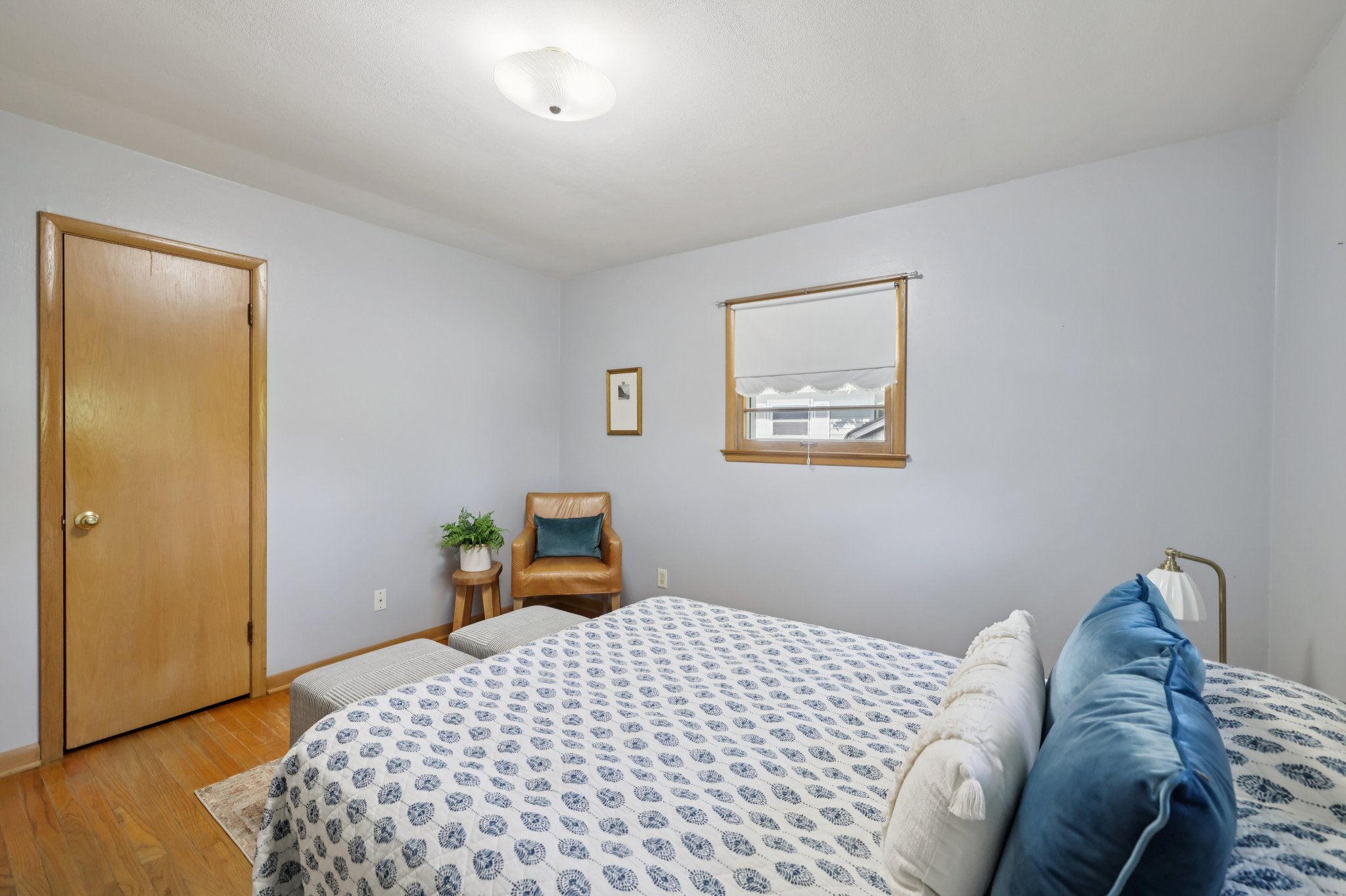 Tompkins Dr-S0110-041.jpg