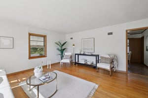 Tompkins Dr-S0110-017.jpg