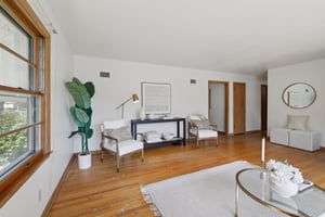 Tompkins Dr-S0110-020.jpg