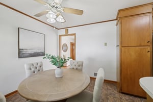 Tompkins Dr-S0110-025.jpg