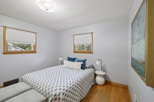 Tompkins Dr-S0110-040.jpg