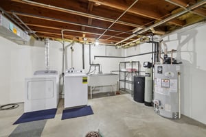 Tompkins Dr-S0110-048.jpg