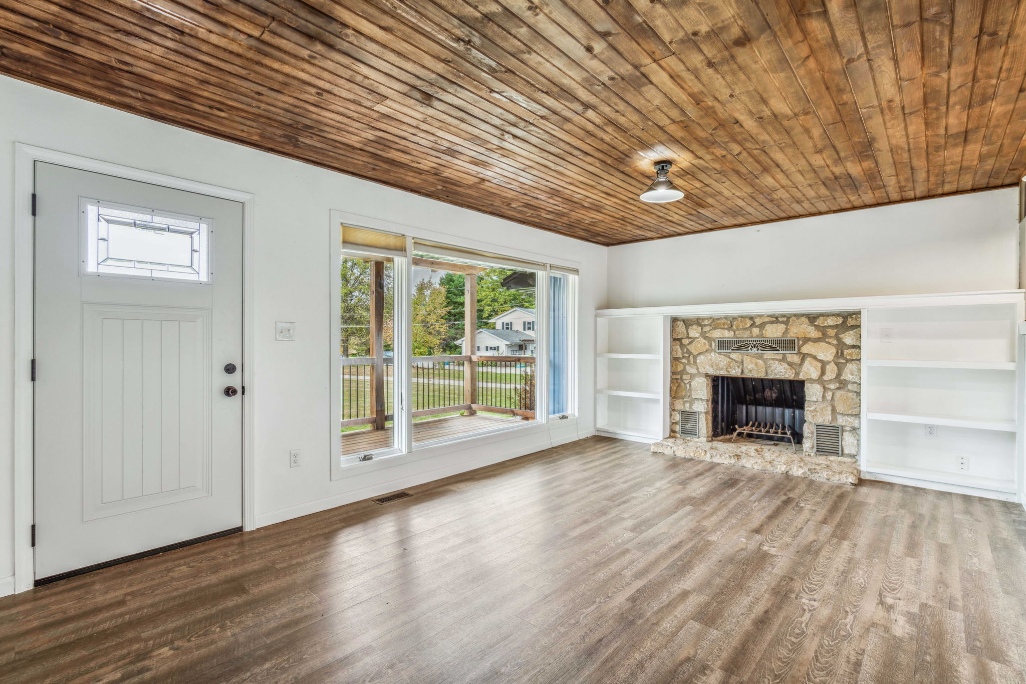 10000 Ketch Rd, Plain City, OH 43064 New Horizon Media Group