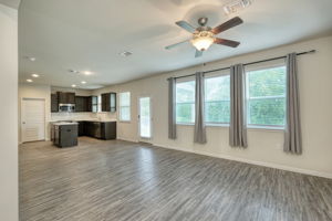 Living Room/Kitchen