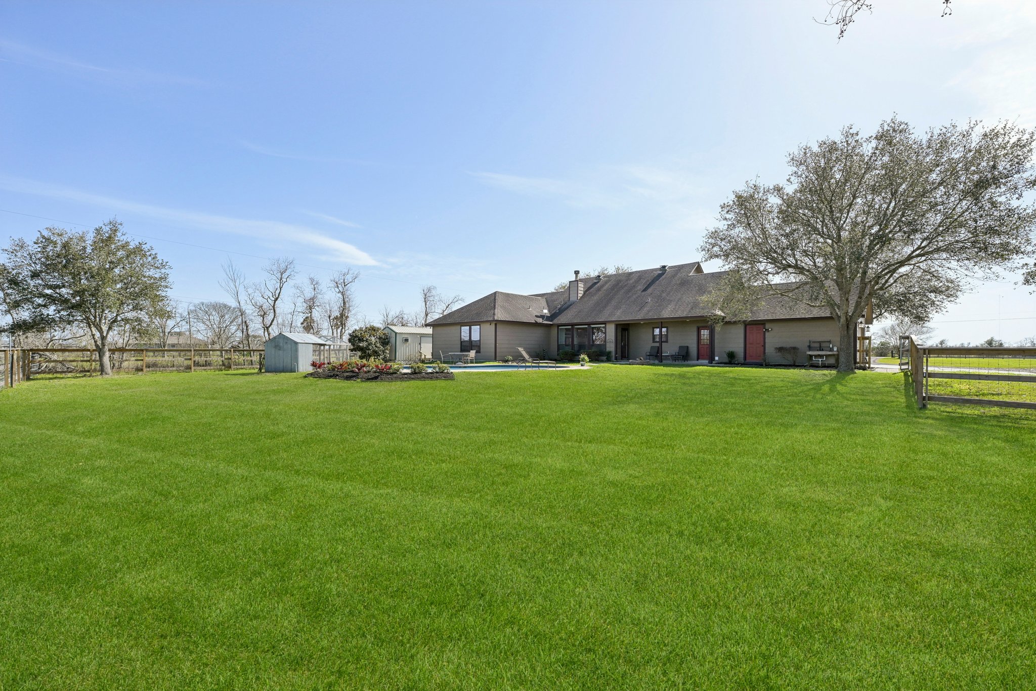 County Rd 168-085.jpg