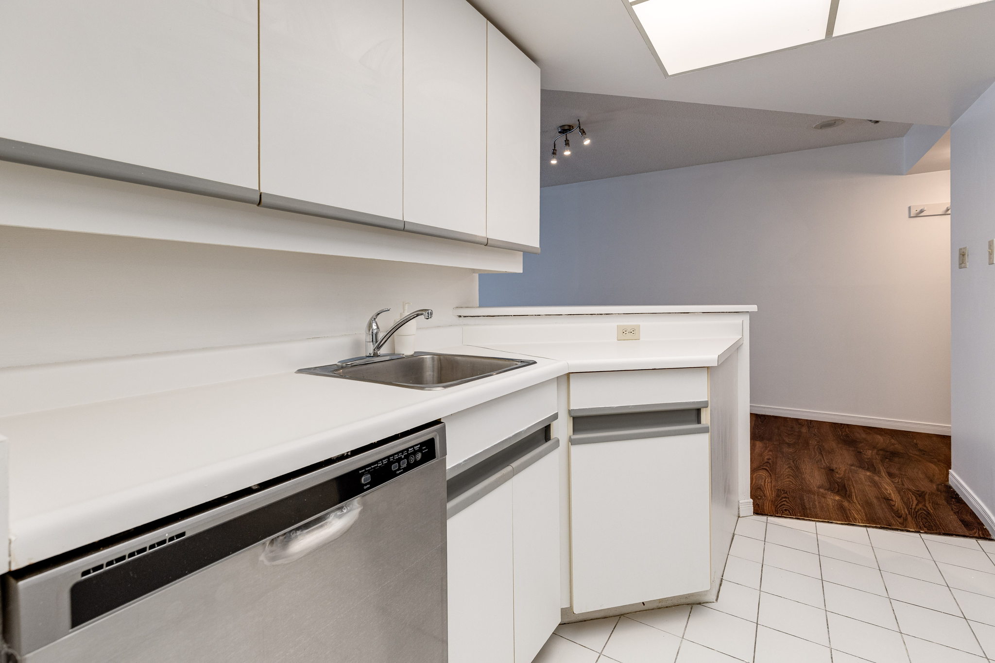 Toronto property showcase — delivered property photograph 9