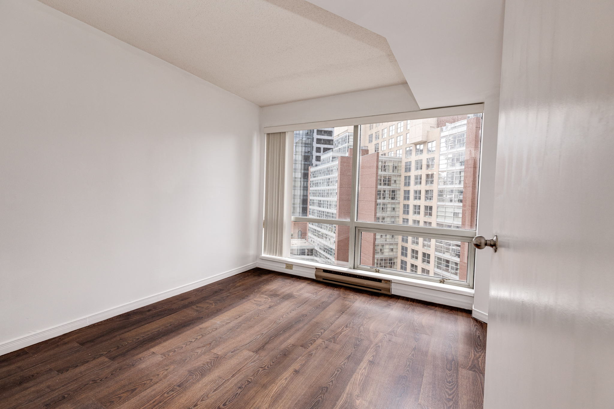 Toronto property showcase — delivered property photograph 15