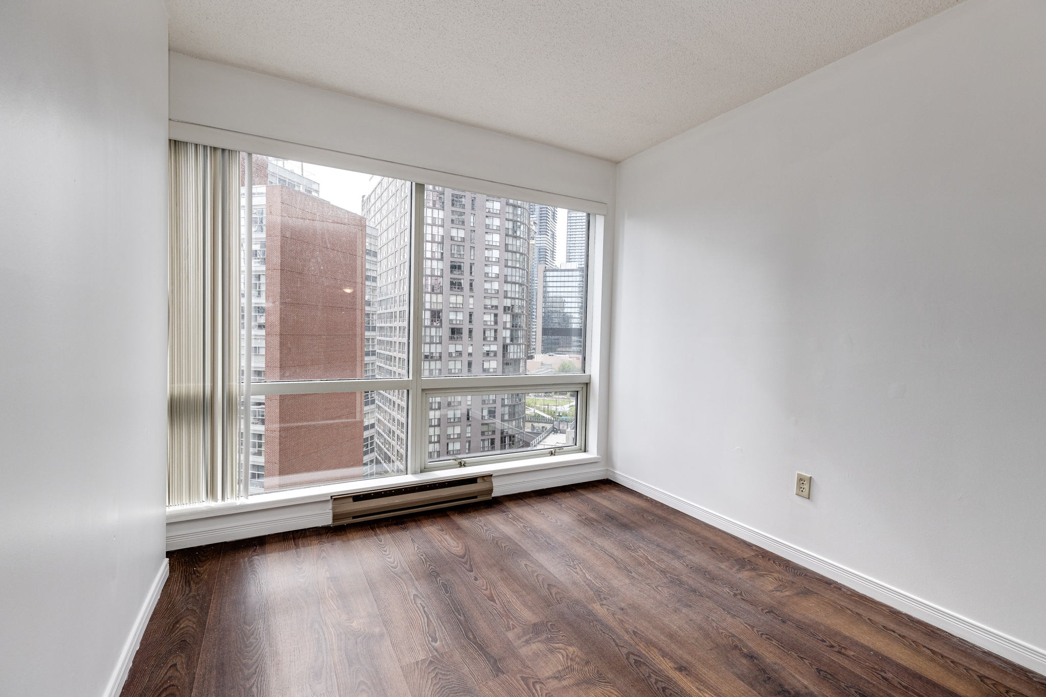 Toronto property showcase — delivered property photograph 13