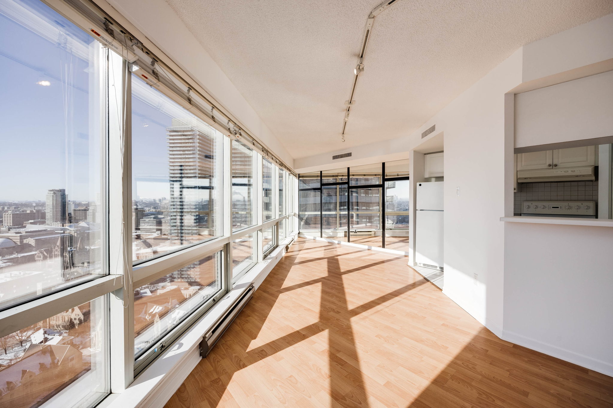 Toronto property showcase — delivered property photograph 8