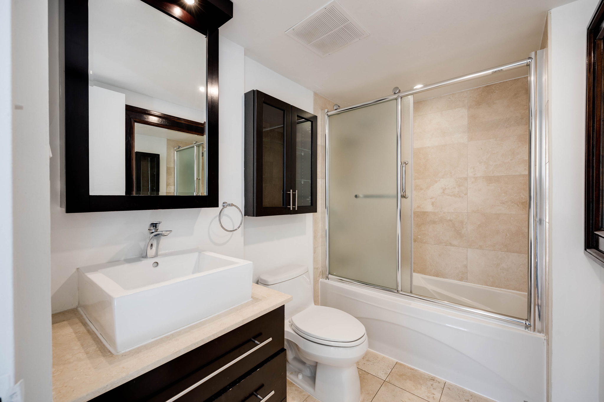 Toronto property showcase — delivered property photograph 23