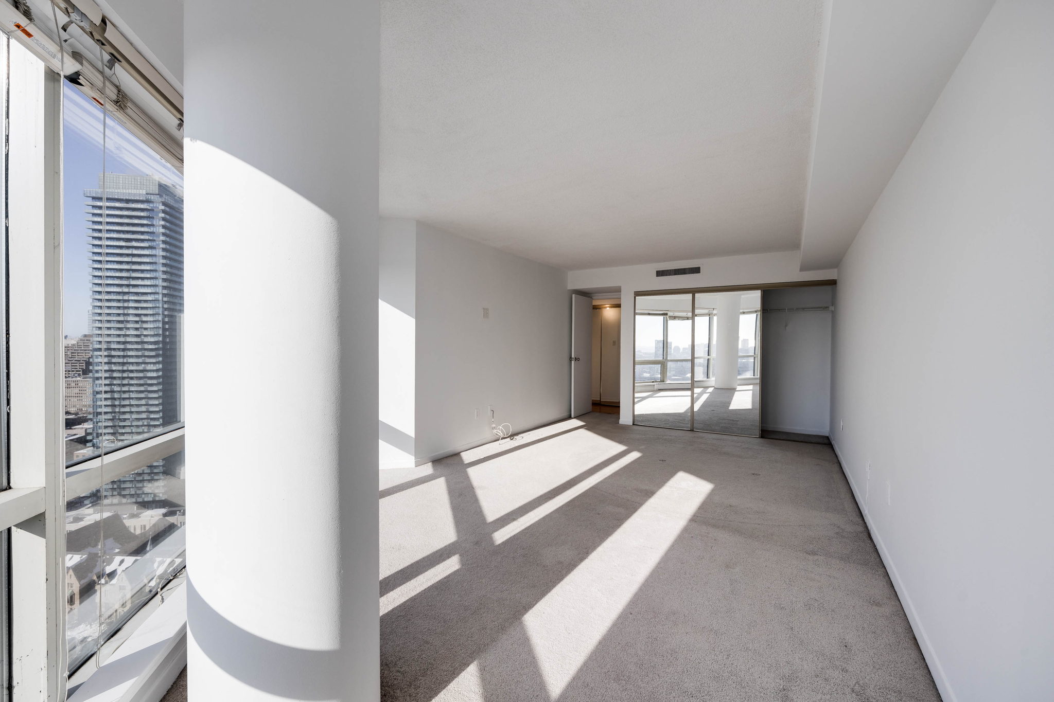 Toronto property showcase — delivered property photograph 21
