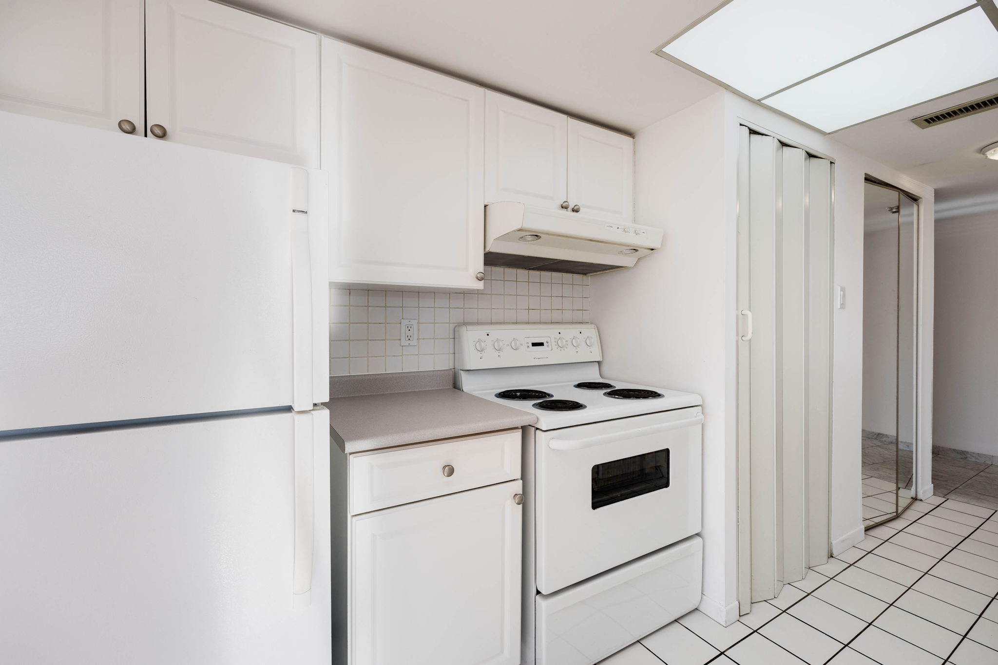 Toronto property showcase — delivered property photograph 14