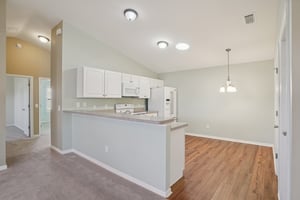 Greyford Ln-S0411-013.jpg