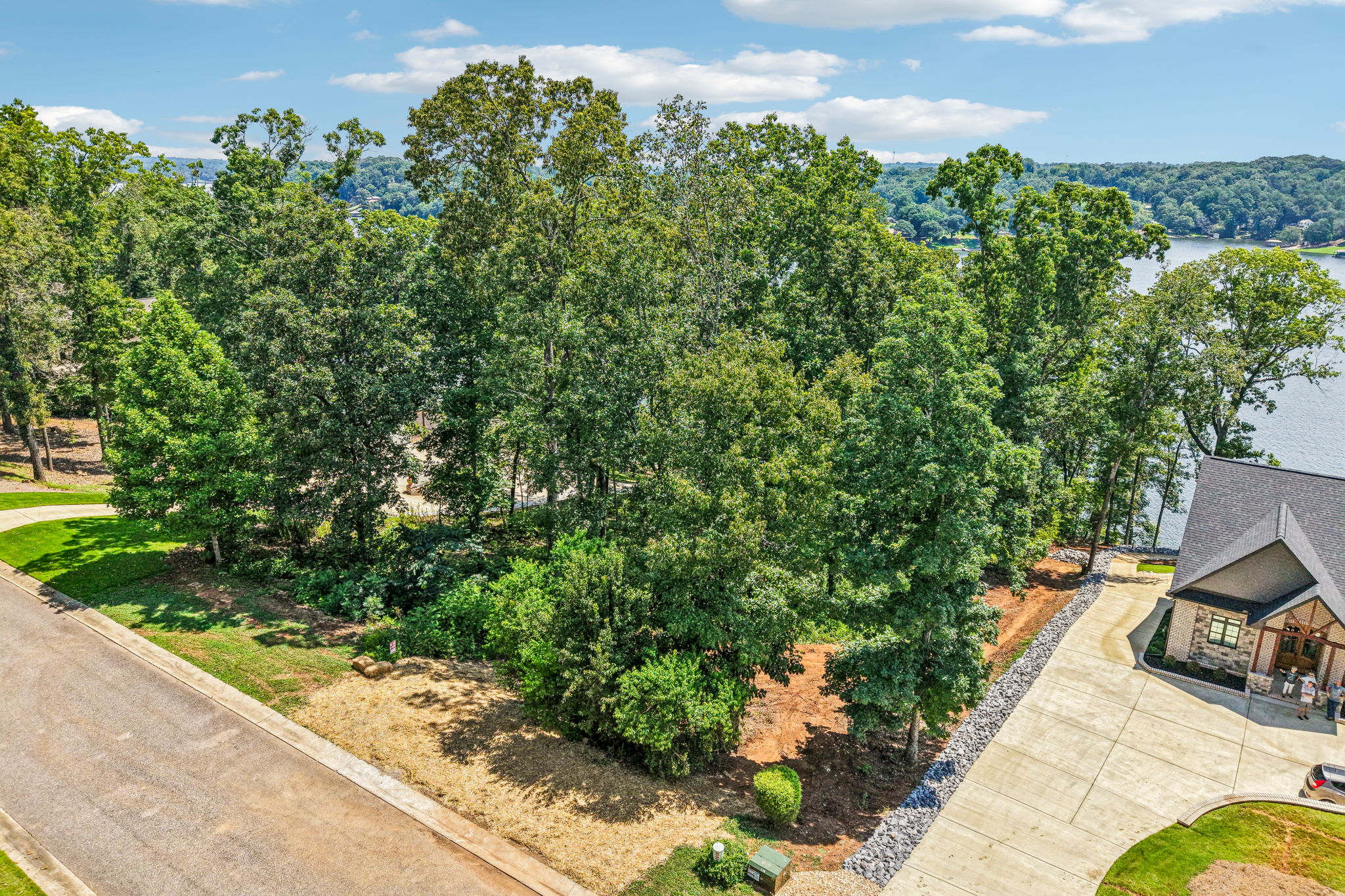 26-Lakeview Crest Dr-S1107-026