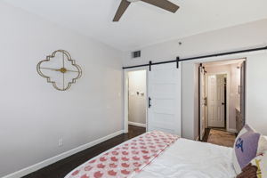 1001Liberty_014