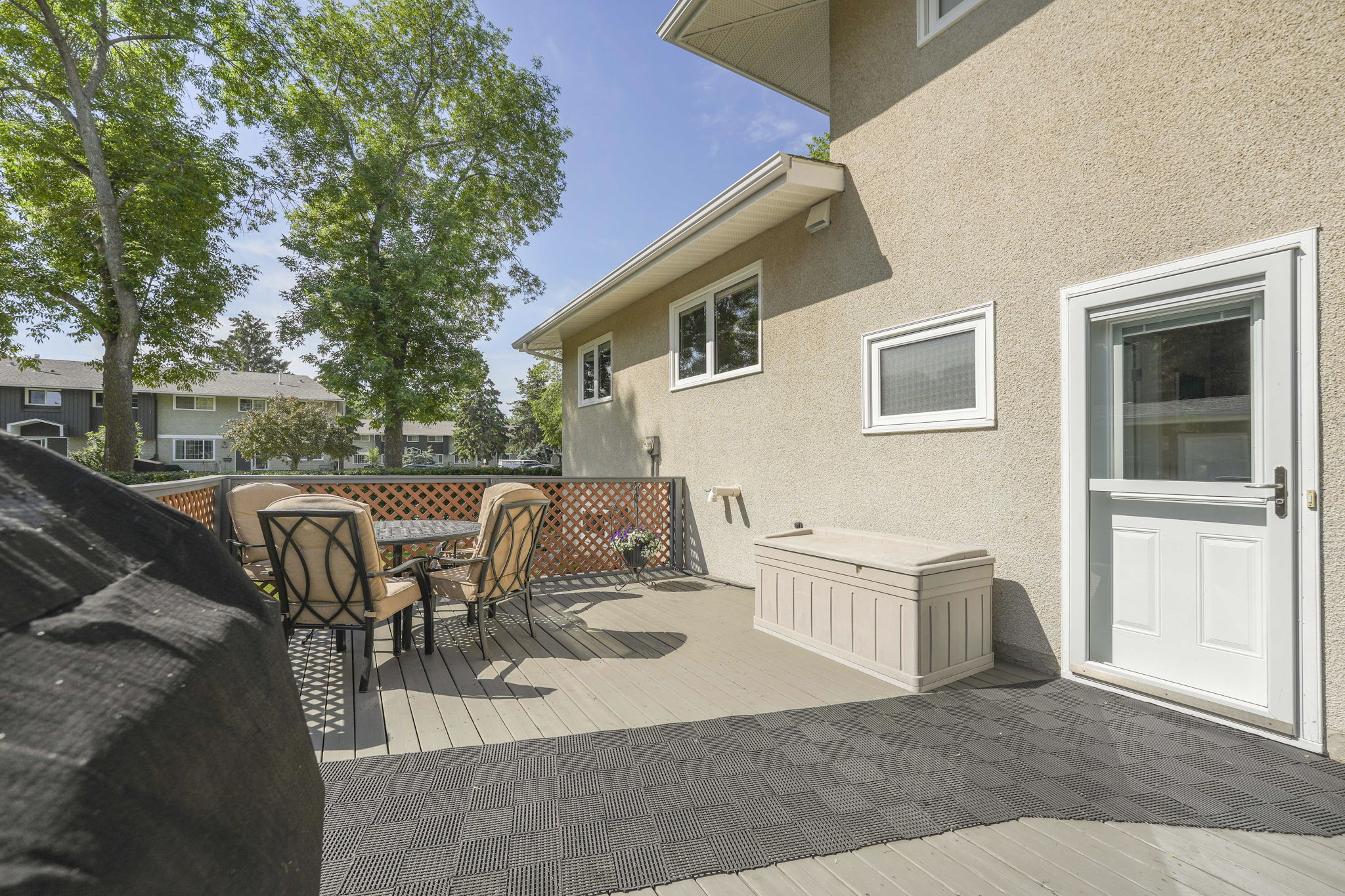 Virtual Xposure - Exterior Image - (7)