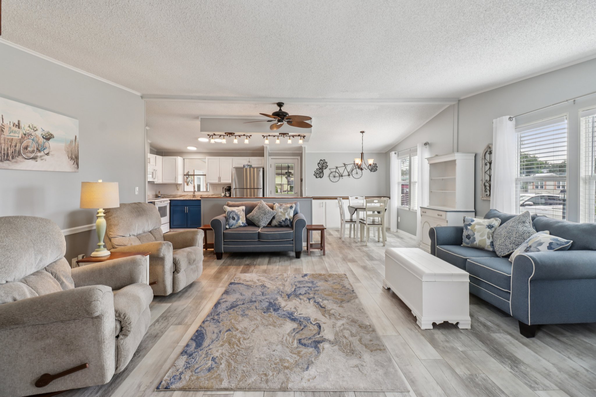 Matthew Ave-S3008-003.jpg