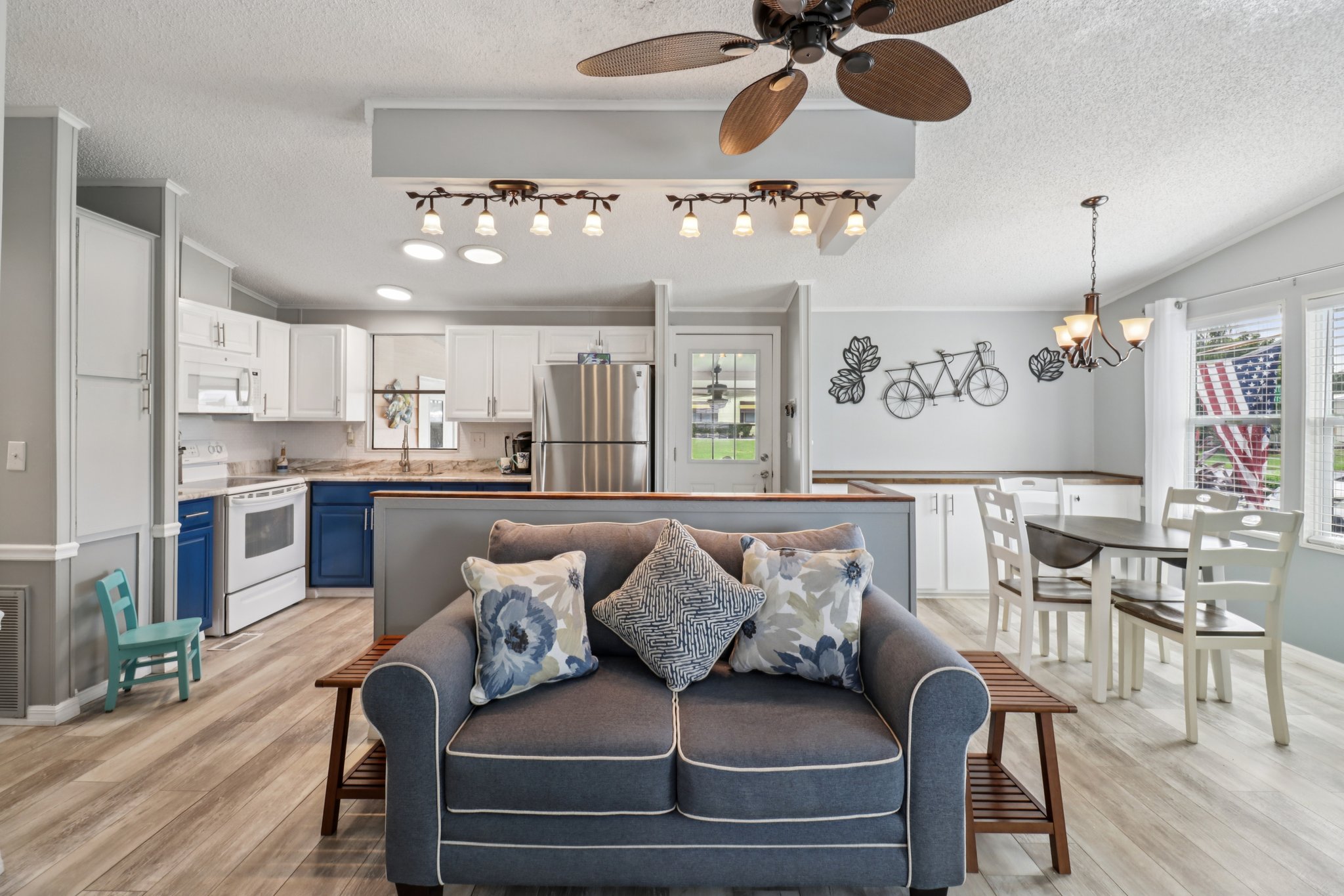 Matthew Ave-S3008-005.jpg