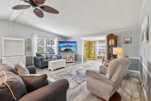 Matthew Ave-S3008-006.jpg