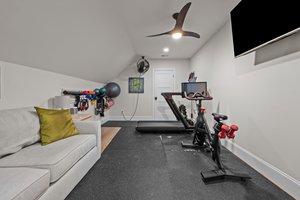  Photo 34