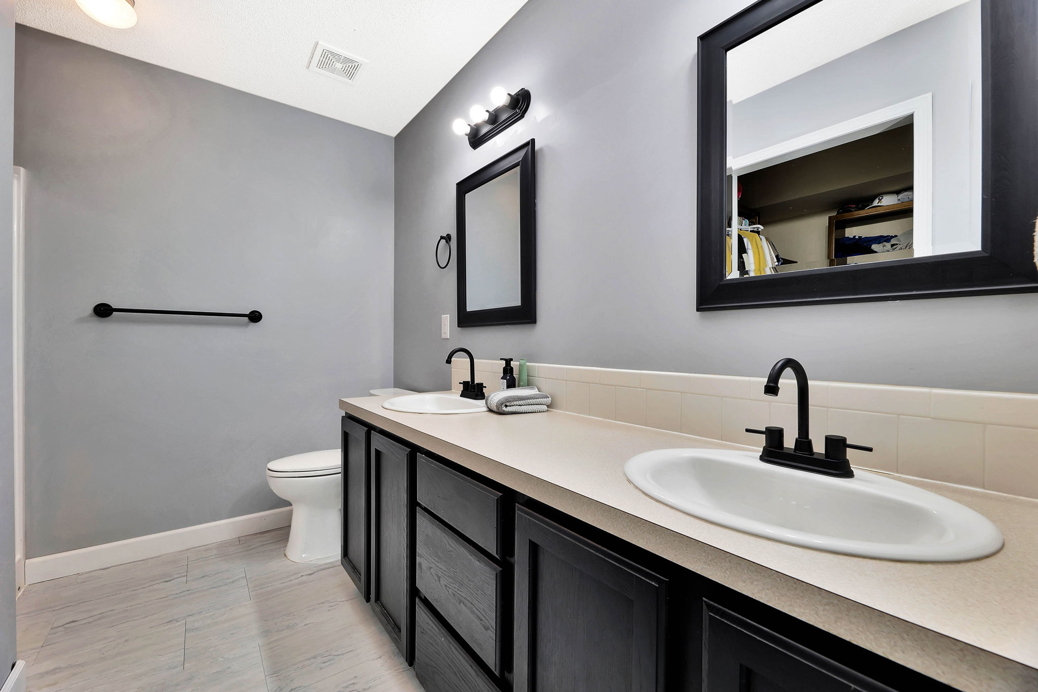 Double Sinks!