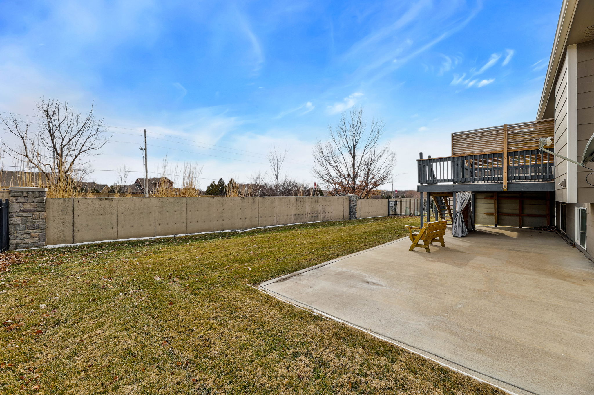 Sprawling Patio