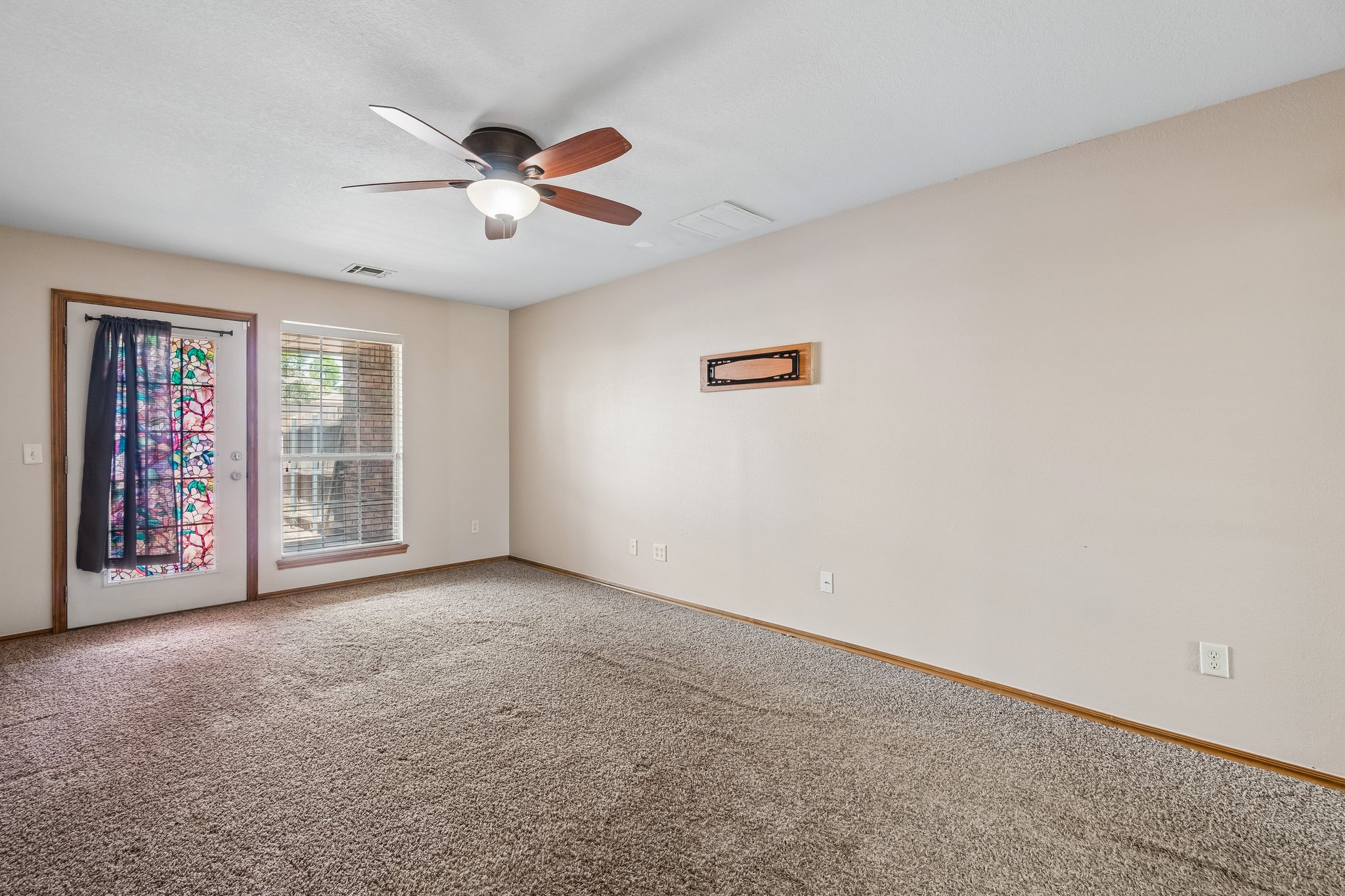 1001 SW 24th St_025.jpg