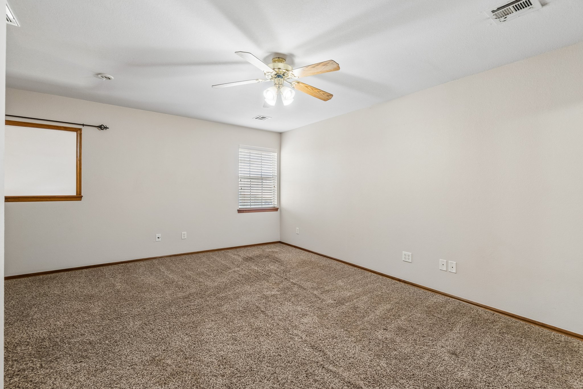 1001 SW 24th St_042.jpg