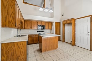 1001 SW 24th St_014.jpg