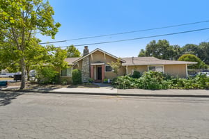 1001 Temple Ave-S2808-007.jpg