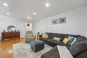 1001 Temple Ave-S2808-013.jpg