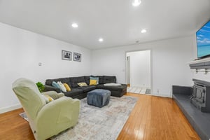 1001 Temple Ave-S2808-014.jpg