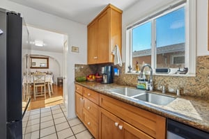 1001 Temple Ave-S2808-031.jpg