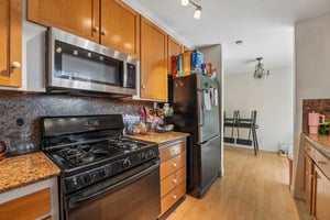 1001 Temple Ave-S2808-040.jpg